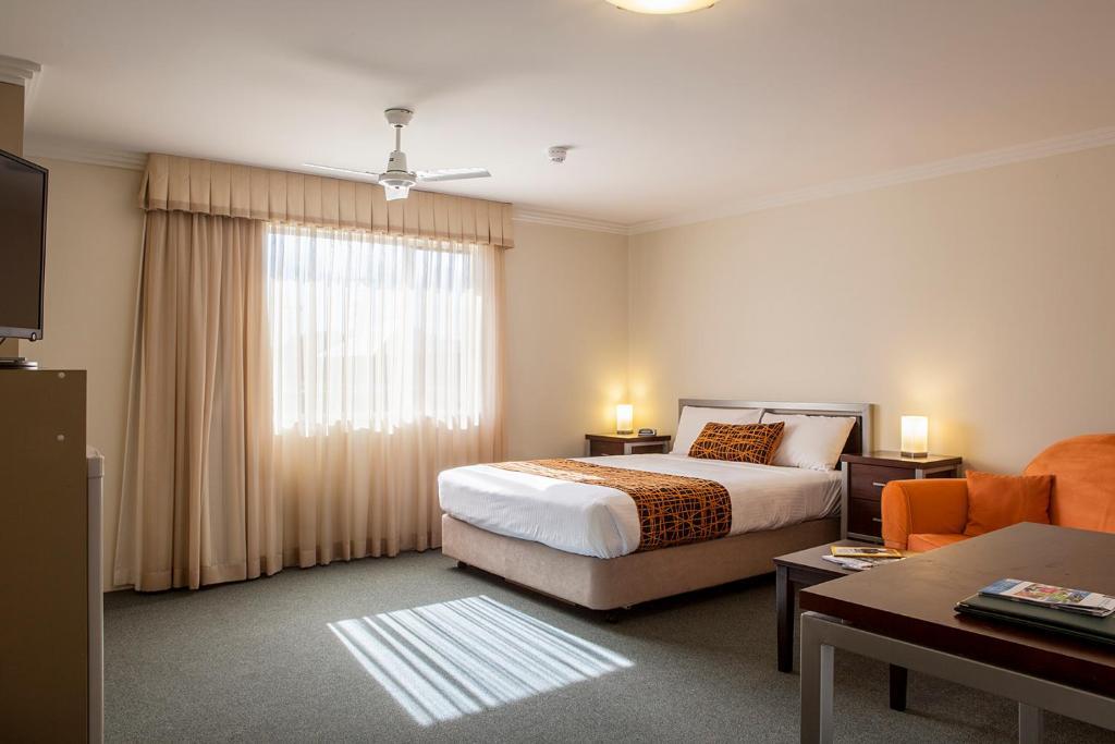 Mandarin Motel Macksville Room photo